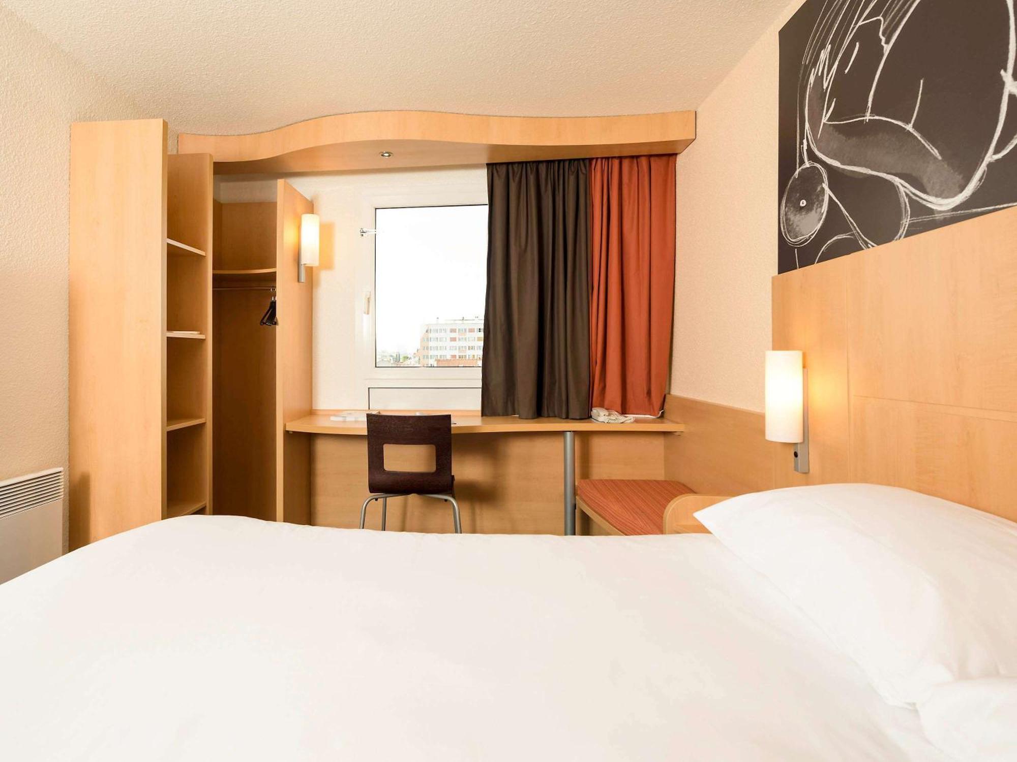 Ibis Paris Vanves Parc Des Expositions Buitenkant foto